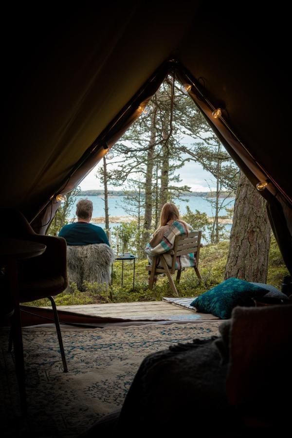 Braennskaer & Glamping Lodge *