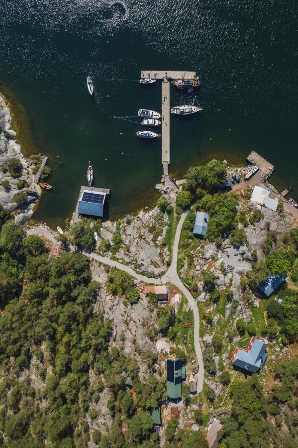 Braennskaer & Glamping Lodge *